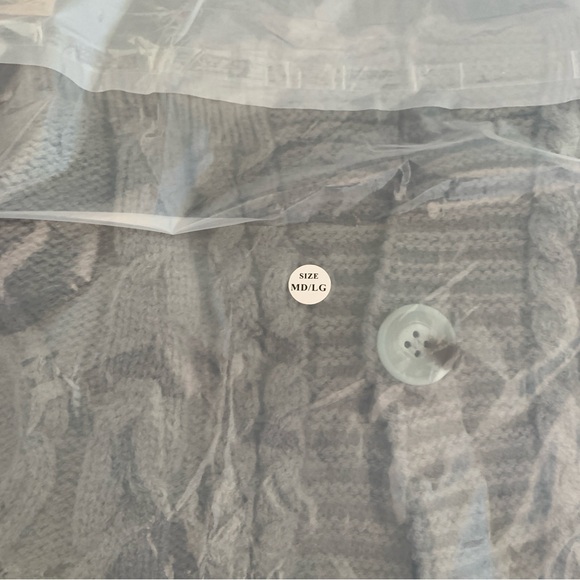 (SOLD) TAYLOR SWIFT Tortured Poets Department TTPD Cardigan - Picture 10 of 10